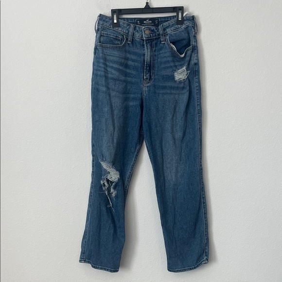 Hollister Ultra High Rise Vintage Straight Jeans - Picture 2 of 6